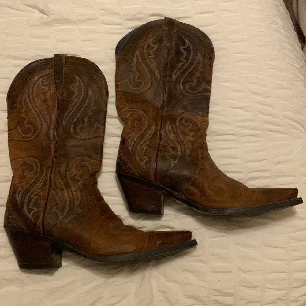 Ariat Cowgirl Boots